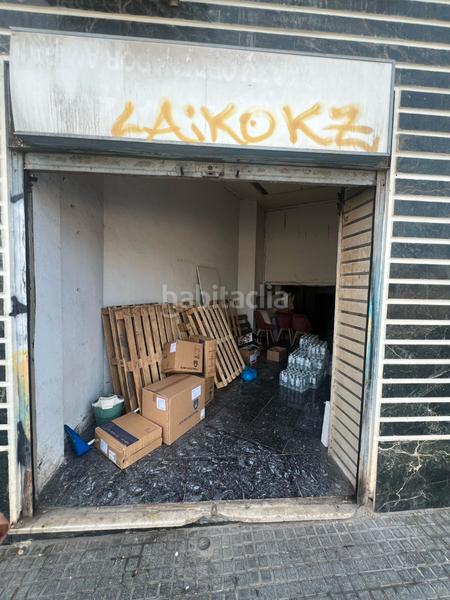 Foto f0ae451f-2a76-4ada-a7cc-89f0eac7e3e8. Local comercial en La Goleta - San Felipe Neri Málaga