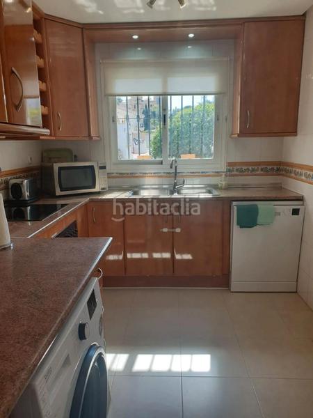 Foto 2ebcf833-d81b-44ac-bff5-81f865aeb949. Piso ¡oportunidad, amplio piso con terraza, garaje y piscina ! en Benalmádena