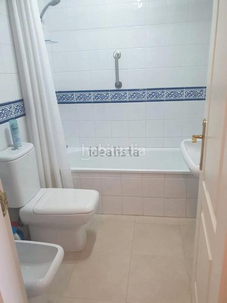 Foto 53bf88e8-9c06-4c24-95db-7d87f9a182fe. Piso ¡oportunidad, amplio piso con terraza, garaje y piscina ! en Benalmádena