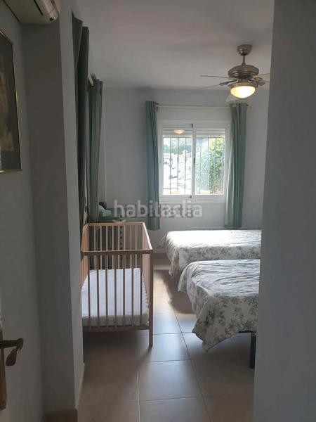 Foto bb82bb9e-7124-4d16-a930-1daf52055d87. Piso ¡oportunidad, amplio piso con terraza, garaje y piscina ! en Benalmádena