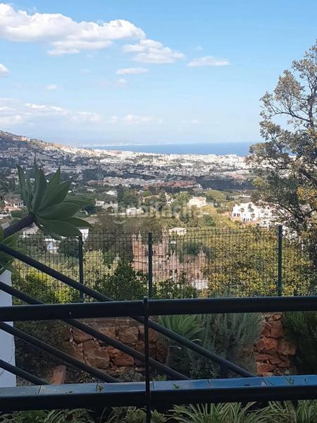 Foto ff1648f7-6852-4a32-8a20-0c534de6457b. Piso ¡oportunidad, amplio piso con terraza, garaje y piscina ! en Benalmádena
