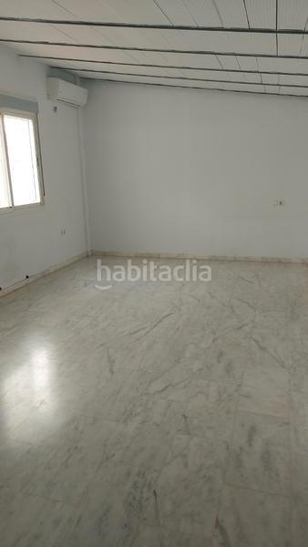 Foto 162214c0-4dc3-4a1d-a494-39720f48aad4. Rent studio in San Bartolomé Sevilla
