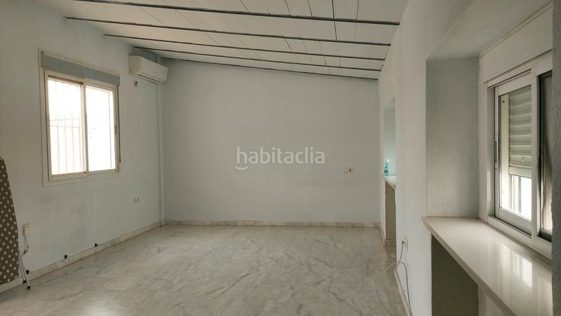 Foto 3709015f-8004-439c-9edd-3b38eaf623fb. Rent studio in San Bartolomé Sevilla