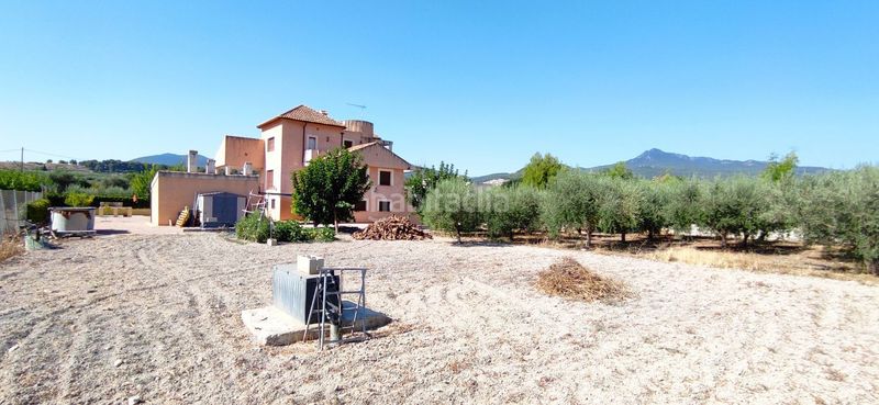 Foto ae174a5e-32c2-40f0-8da3-c9172106111f. Xalet amb aparcament piscina a Moratalla