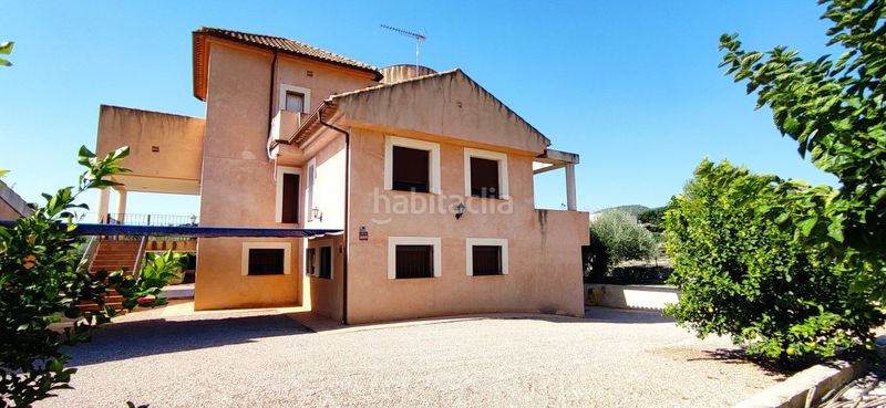 Foto c00aa71e-d48b-4fcd-9555-4c23315de719. Xalet amb aparcament piscina a Moratalla