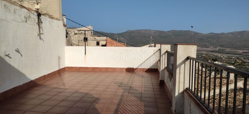 Foto 3796edf4-7857-4adc-9234-a5029f5ed5c9. Casa aparellada amb aparcament a Moratalla