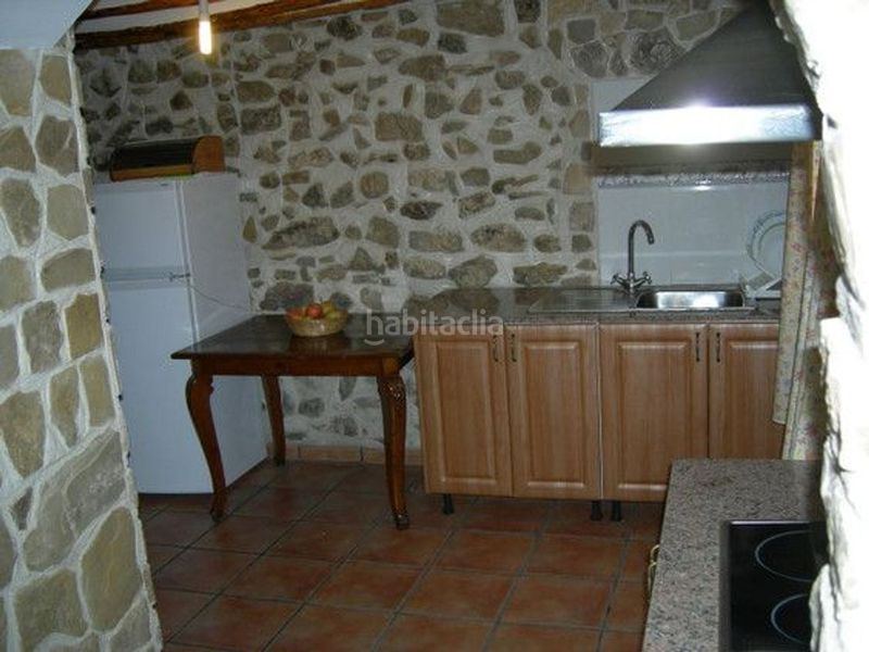 Foto 07fea0c3-491e-43d8-9369-cfe7aa268265. Casa amb piscina a Moratalla