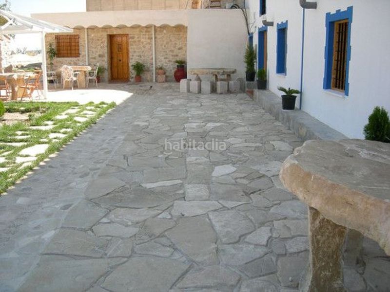 Foto 0ea285b3-84b5-4865-9e82-15cb90ef12ae. Casa amb piscina a Moratalla