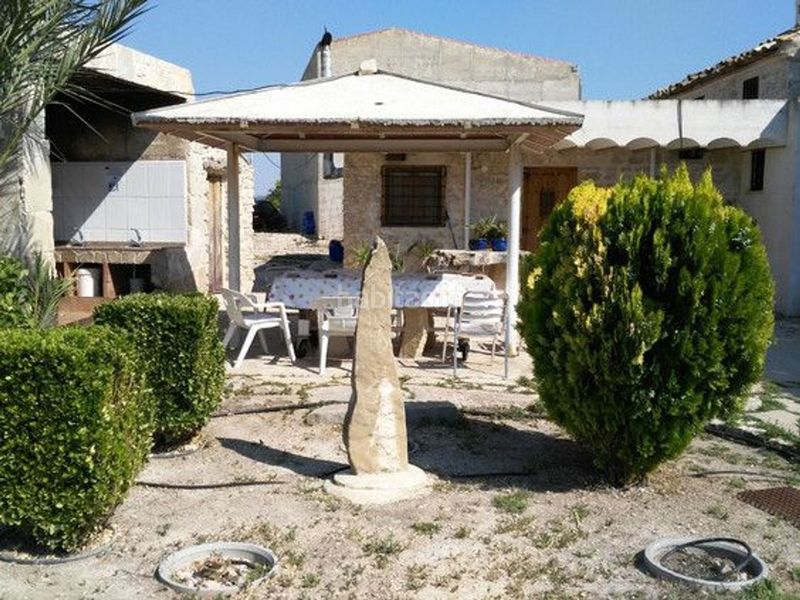 Foto 34e1b37c-45aa-42ac-8f48-a32a2f0d2f1e. Casa amb piscina a Moratalla