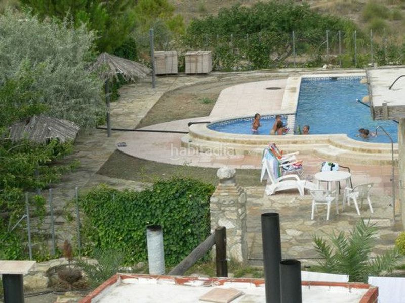 Foto a336762f-c322-4dc8-959a-2379f1a9dc98. Casa amb piscina a Moratalla