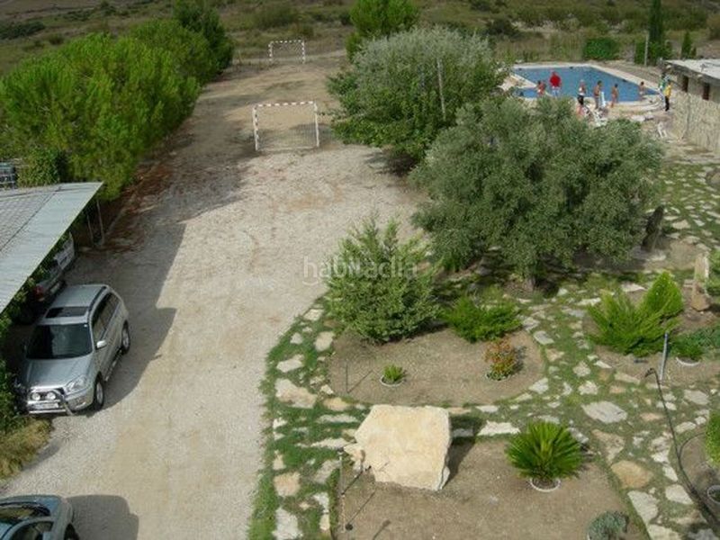 Foto f02bf313-ac6e-480c-bb64-7bdb82d16655. Casa amb piscina a Moratalla