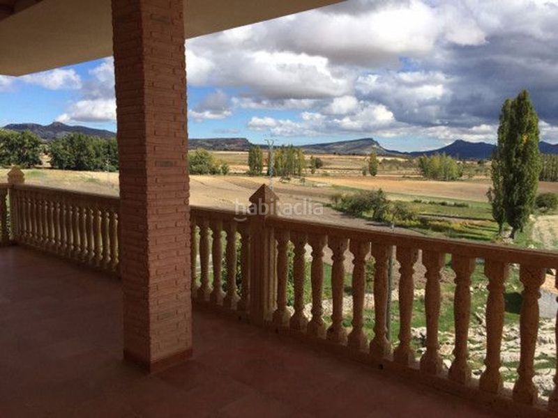 Foto 7df453dd-b8d1-42df-b754-d70528fb5972. Casa a Moratalla