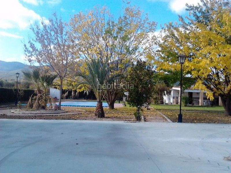Foto 7a18bce5-026d-4b45-80a7-75d9f8cfdbd7. Xalet amb piscina a Moratalla