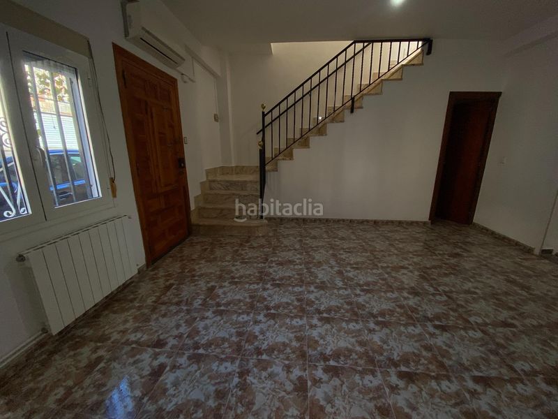 Foto a7b03f12-8a70-4dc7-8982-334ff3d61a44. Casa adossada amb aparcament a Moratalla