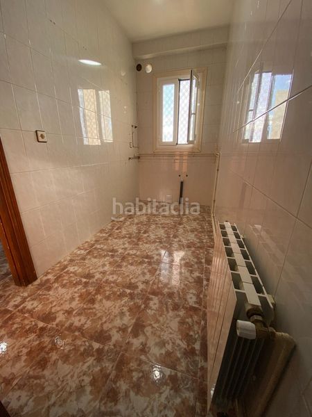 Foto ffe519e8-5d53-4f4a-b780-415fe2f647a0. Casa adossada amb aparcament a Moratalla