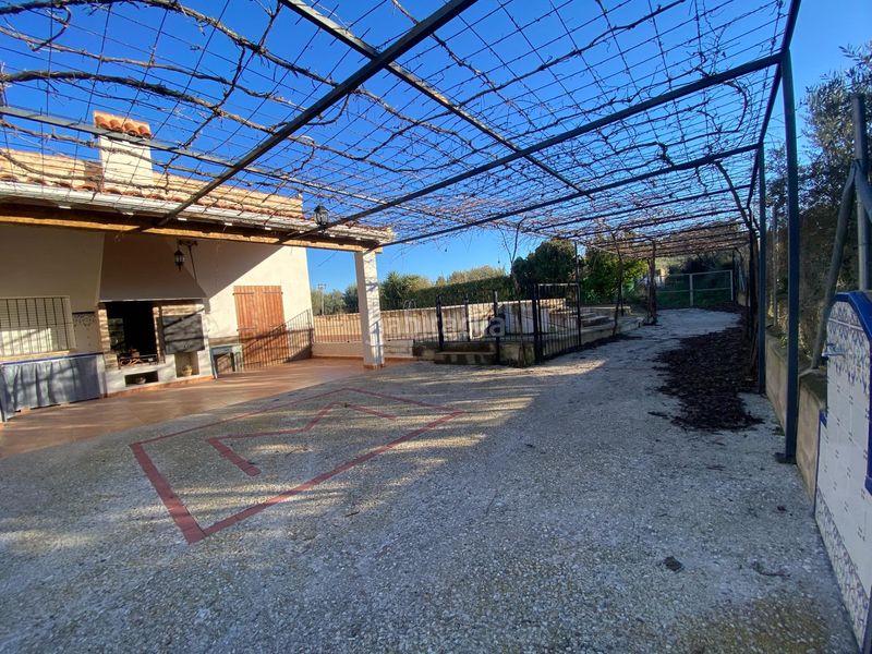 Foto d9ef560b-b4f1-4a89-aba2-833e1b2ec38a. Xalet amb piscina a Moratalla