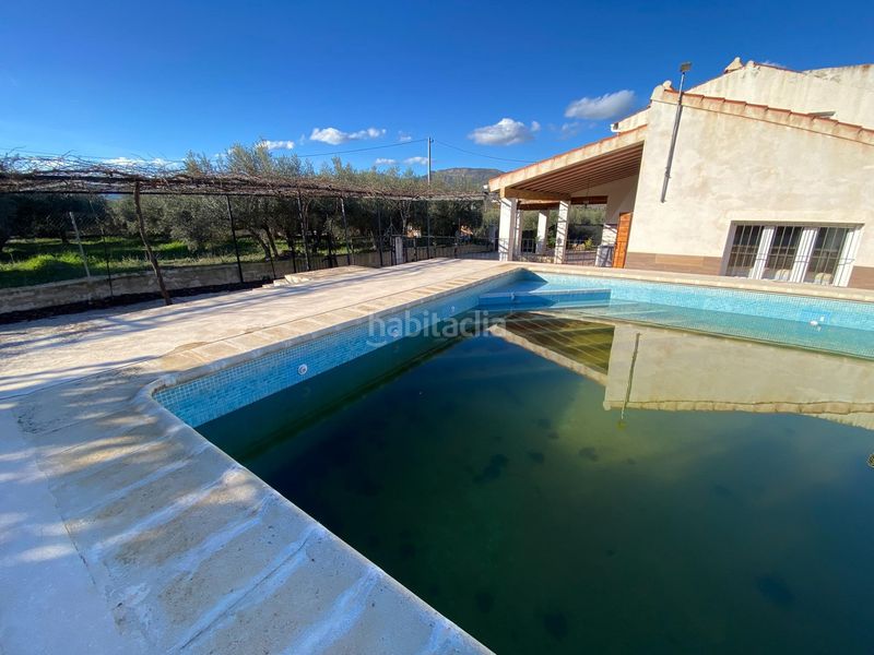 Foto cab7b635-a0ee-460f-b37c-a296e1ee22f8. Xalet amb piscina a Moratalla