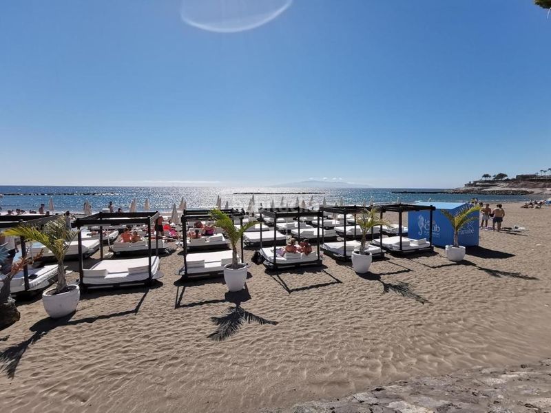 Foto f23b4928-9b90-4ece-abb1-b305fa9eb3aa. Apartament amb aparcament a Playa del Duque Adeje