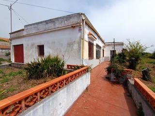 Xalet a La Esperanza - Llano del Moro. Casa independiente con terreno