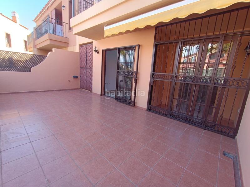 Foto a26a9b93-66ce-492b-a026-c3fffa3bd2e8. Apartament amb aparcament piscina a Costa del Silencio Arona