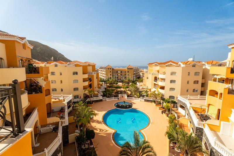 Foto 33ae12da-909c-4148-8a20-e7158e143056. Ático en amsterdam 32 ático dúplex vista mar tu paraíso en las alturas! en Arona