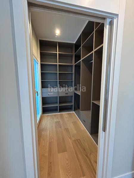 Foto 43fa2645-cac5-464b-b962-b56c81b93436. Appartement 168m<sup>2</sup> dans rúa do doutor cadaval 18 dans Centro - Areal Vigo