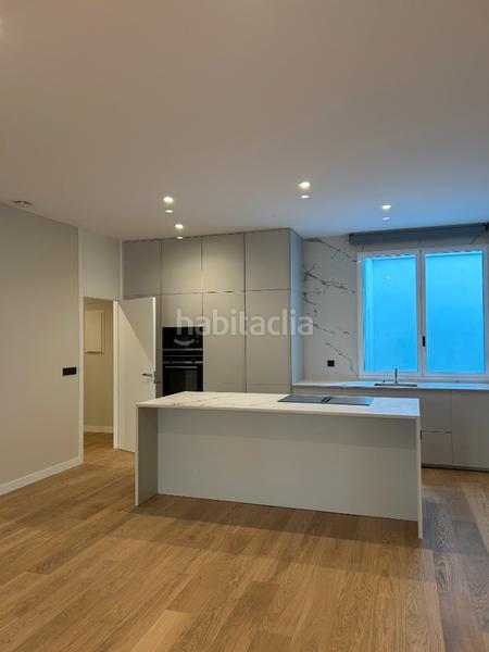 Foto 958017aa-d09c-4142-acf4-c61b677dfc35. Appartement 144m<sup>2</sup> dans rúa do doutor cadaval 18 dans Centro - Areal Vigo