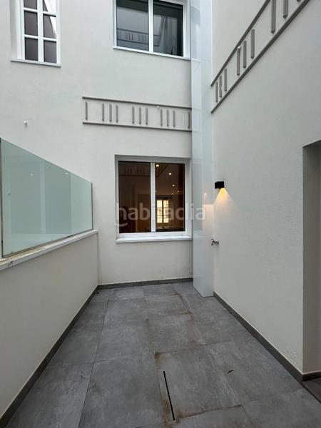 Foto 66467204-5903-48f8-9952-05bca8cbc1c5. Piso 144m<sup>2</sup> en rúa do doutor cadaval 18 en Centro - Areal Vigo