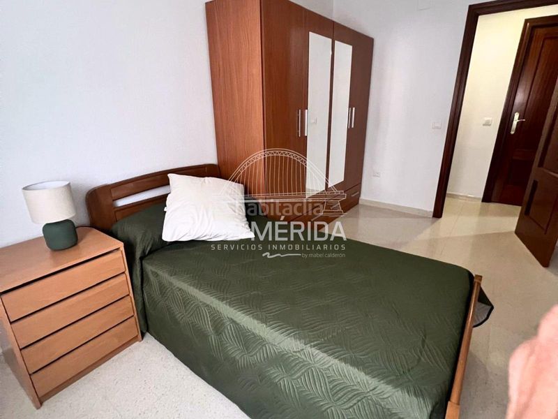 Foto 6cb6e765-4995-42f5-bd9e-3ef6a2b8f5f2. Rent flat with heating in Oeste Mérida
