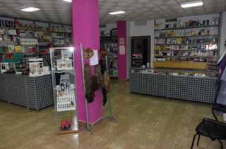 Local Comercial en Calle rafael lucenqui 18. Local comercial en calle rafael lucenqui de 192 m2