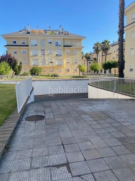 Foto fb756b91-9e6a-43dd-8a79-de5c68aafa27. Affitto posto auto in Avenida Elvas Badajoz