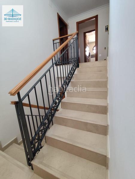 Foto 5e2f0764-9ecc-4ff3-910b-ae8a731206e8. Chalet precioso chalet en residencial san gabriel los montitos en Badajoz