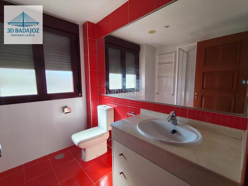 Foto 9bd07735-d8c3-458b-bb73-6e93ba7ec9ad. Chalet precioso chalet en residencial san gabriel los montitos en Badajoz