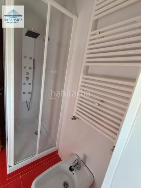 Foto f8ddae16-11e6-4655-8538-9f1afc38ce7c. Chalet precioso chalet en residencial san gabriel los montitos en Badajoz