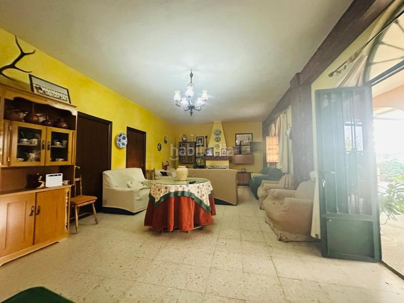 Foto c9664727-79e4-48a5-b11c-f434c7b32e62. Bauernhof mit parking pool in Torremayor