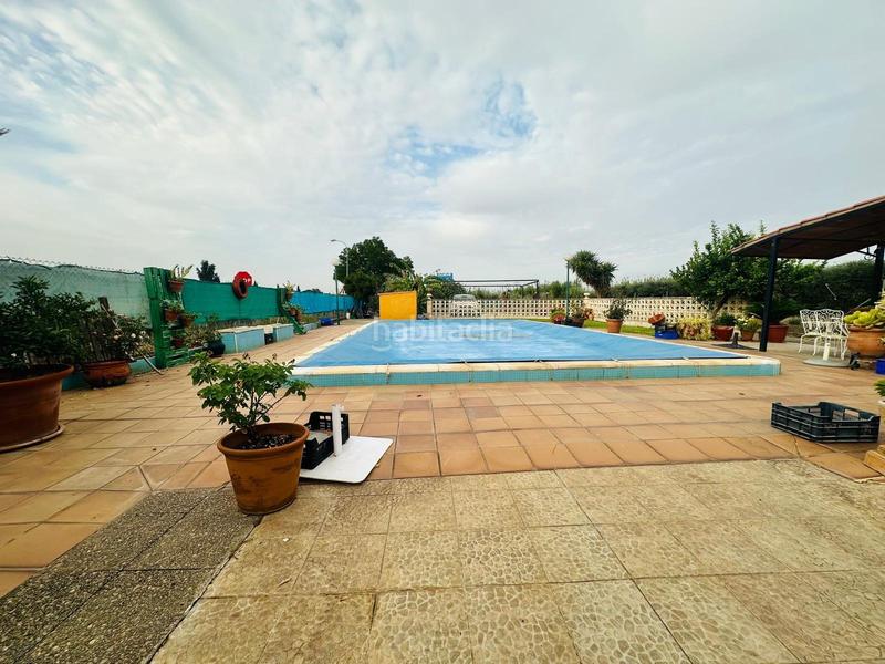 Foto d6e211fb-cb72-4a0f-b93e-10a3635a1e15. Bauernhof mit parking pool in Torremayor