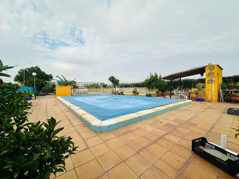 Foto f6ea8615-b949-4fe0-8aae-6cc1d7ae4f06. Bauernhof mit parking pool in Torremayor