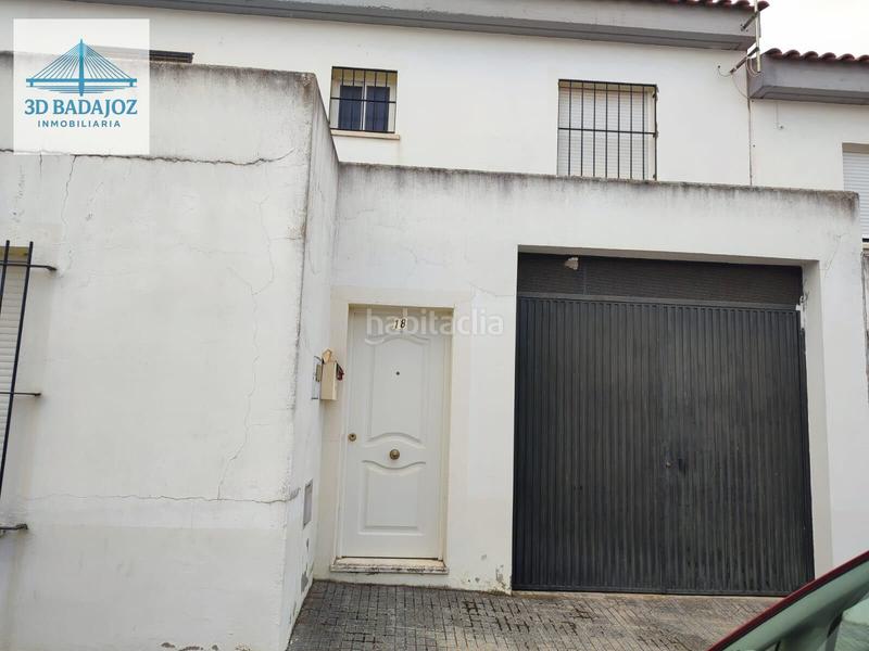 Foto 0e6a736a-0b2f-44d3-87be-9cae3d230971. Casa aparellada amb aparcament a Villar del Rey