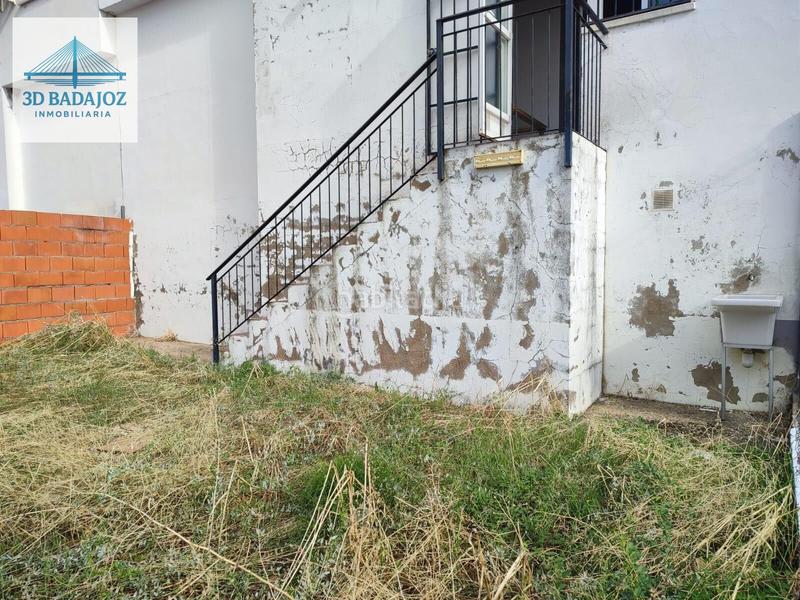 Foto 16bc6f02-37d2-4d56-940e-bd8606faf3c7. Casa aparellada amb aparcament a Villar del Rey