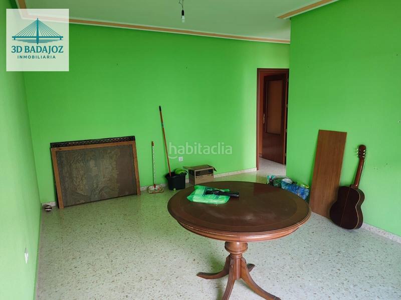 Foto 509c22a0-78e4-4b80-87fc-821463de6e7e. Casa aparellada amb aparcament a Villar del Rey