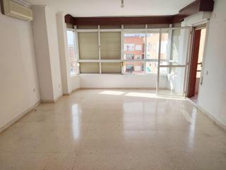 Appartement à Valdepasillas - La Paz - Huerta Rosales. Piso para reforma en valdepasillas.