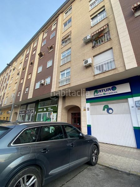 Foto f7b7ab14-86ba-431b-9853-f5a2f4bd3b36. Pis amb aparcament a San Roque - Ronda Norte Badajoz