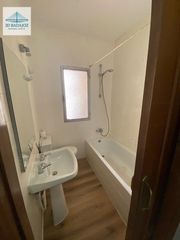 Lloguer Pis a Casco Antiguo. Piso sin muebles en san ferando