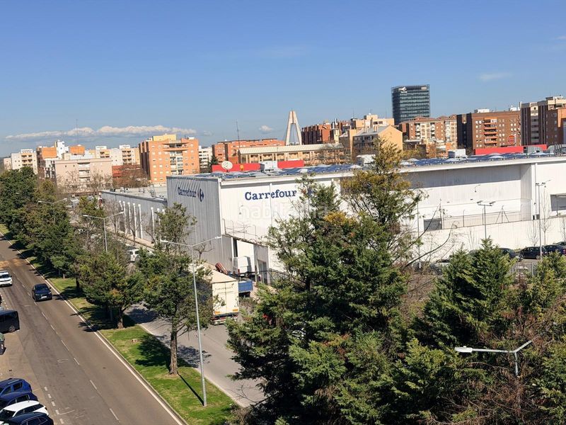 Foto 5939f117-035c-46ee-8892-962d4256274b. Àtic amb aparcament piscina a Valdepasillas - La Paz - Huerta Rosales Badajoz