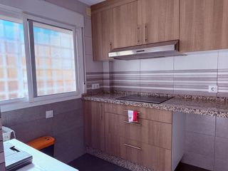 Casa adossada  Calle cinamomos de los. Adosado en ciudad jardín