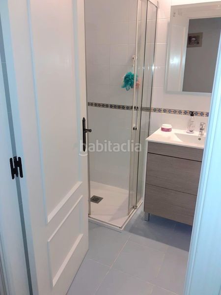 Foto b7b5a8d6-4686-4ee3-b3eb-437c8d5421e3. Pis amb calefacció aparcament a Avenida Elvas Badajoz