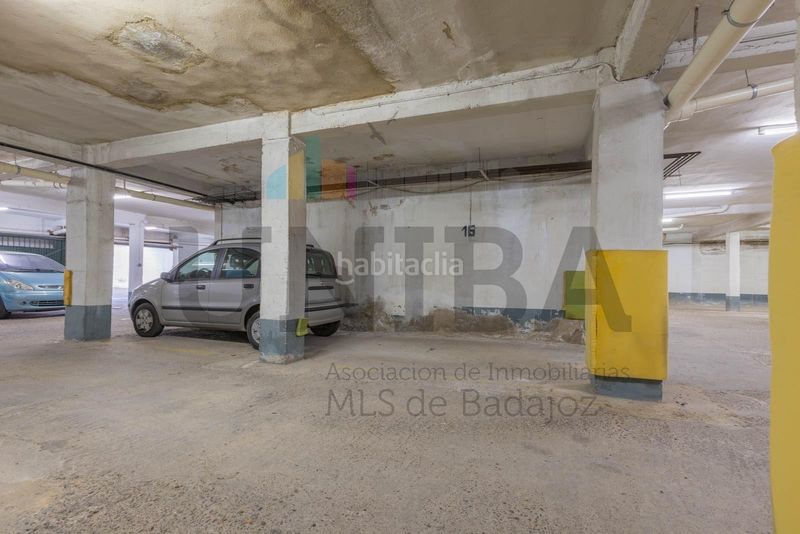 Foto c4647eb0-7392-4192-bd4b-0f6814f56672. Pis amb aparcament a Valdepasillas - La Paz - Huerta Rosales Badajoz