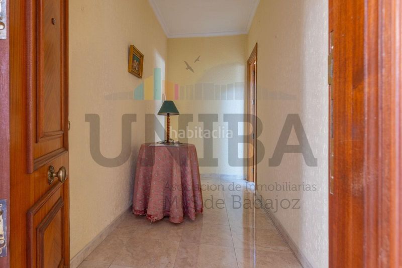 Foto f136a579-72a4-49f8-ae91-02976e6667bd. Pis amb aparcament a Valdepasillas - La Paz - Huerta Rosales Badajoz