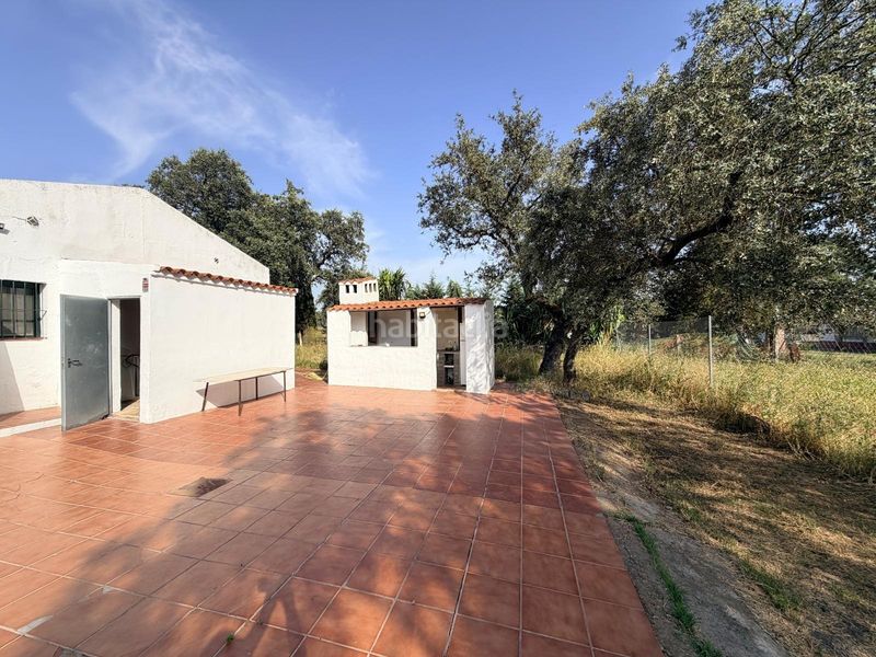 Foto eb87edc4-a435-47b2-a108-665a69f7547a. Xalet amb piscina a Ciudad Jardín Badajoz