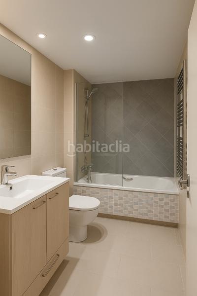 Foto cc101fc8-744f-482d-82a2-446bf2427dbf. Etagenwohnung mit heizung in Sants Barcelona